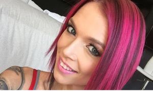 Anna Bell Peaks Feature Dancing at 3 Connecticut Clubs This Week