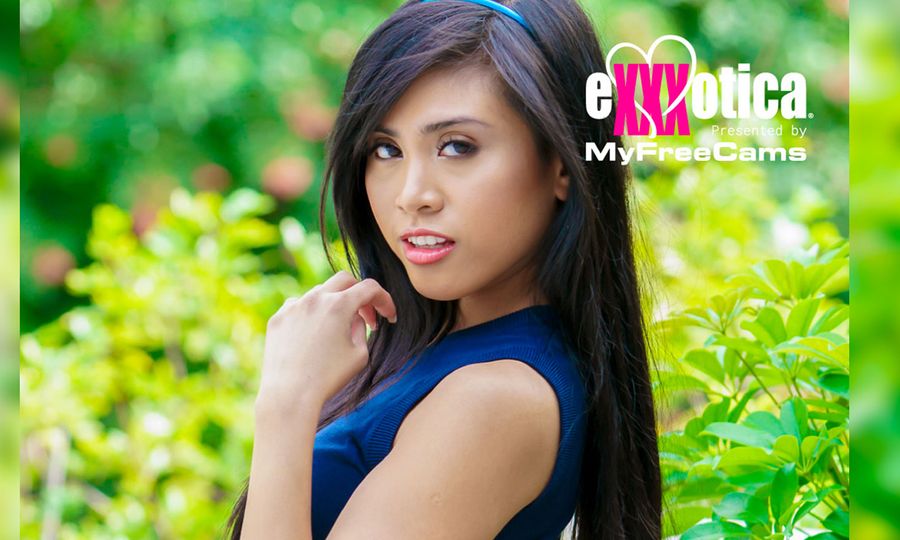 Ember Snow Set to Sign at Exxxotica New Jersey