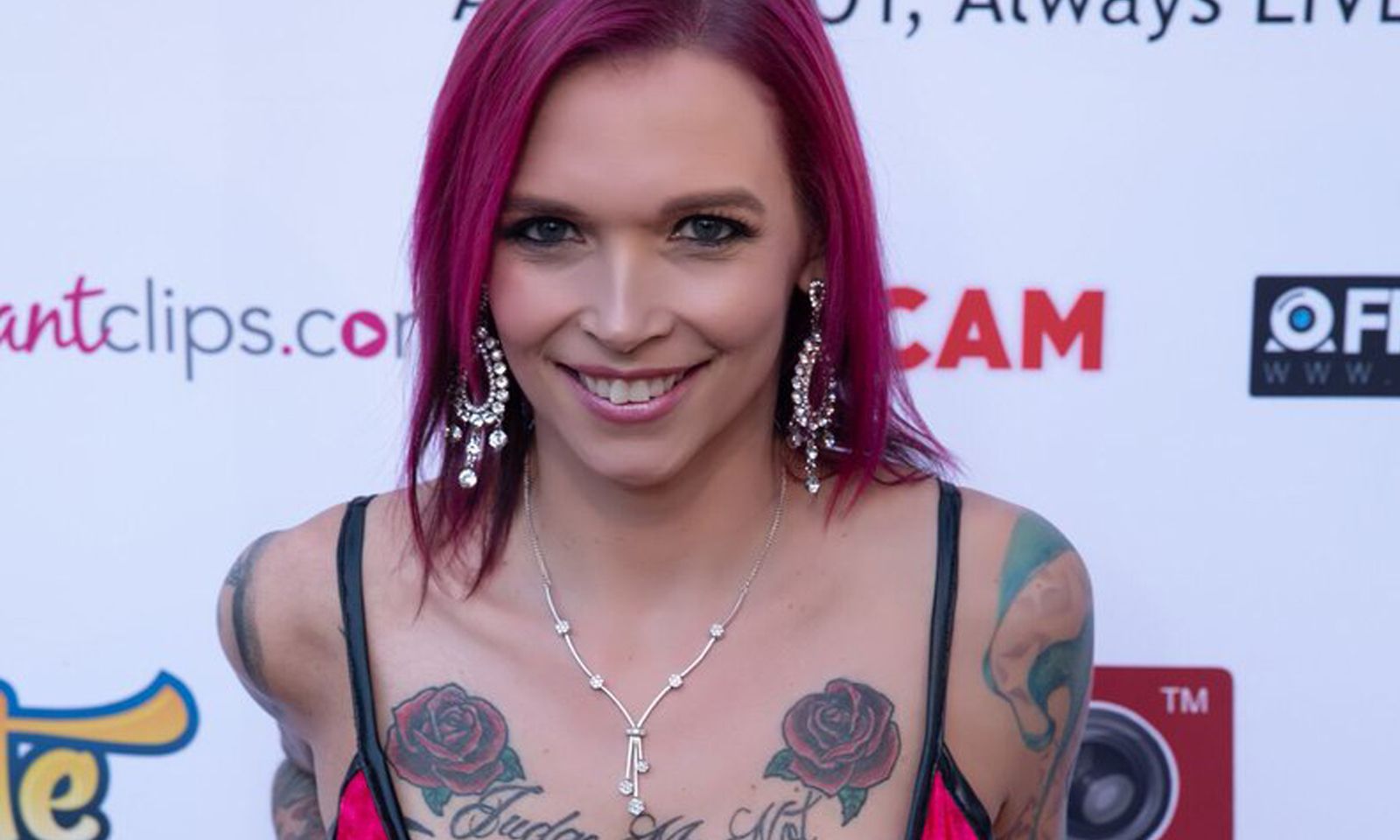 Anna Bell Peaks Nominated for 2018 AVN Awards MILF of the Year