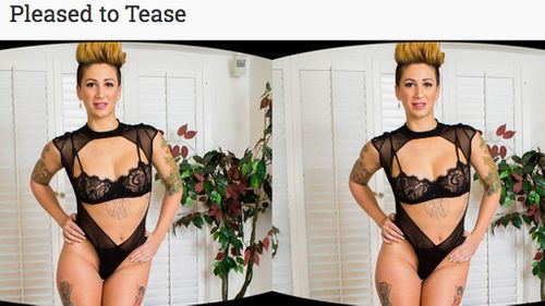 Want To See Della Dane In VR? Now's Your Chance