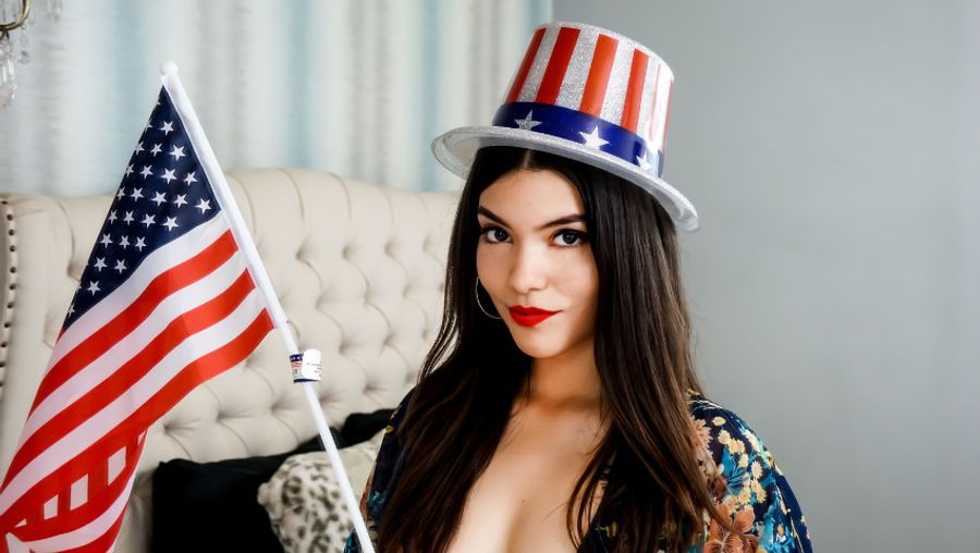 Studio 20 Celebrates Fourth of July With Parties on Cam