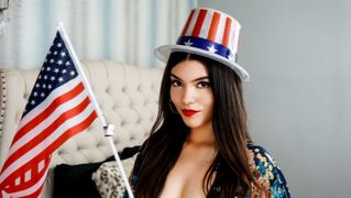 Studio 20 Celebrates Fourth of July With Parties on Cam