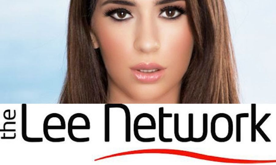 Joseline Kelly Signs with The Lee Network