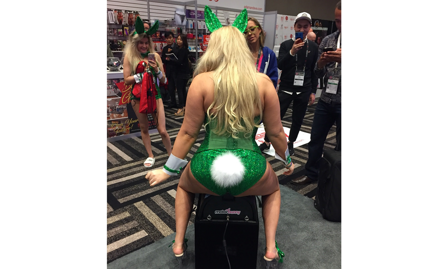 Motorbunny Fans can ‘Hop On’ at Exxxotica New Jersey
