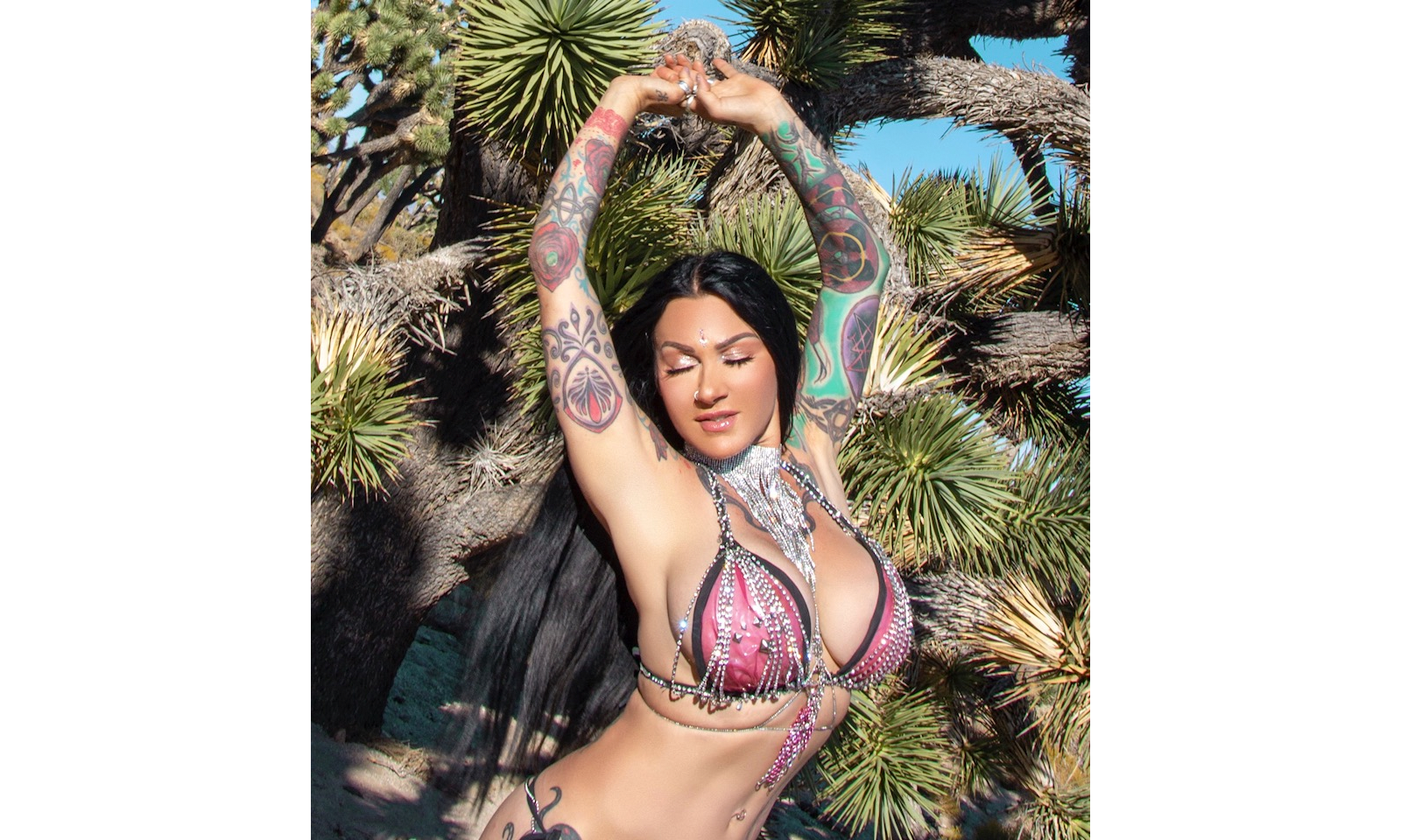 Jenevieve Hexxx to Perform Bendy Bellydance in Portland