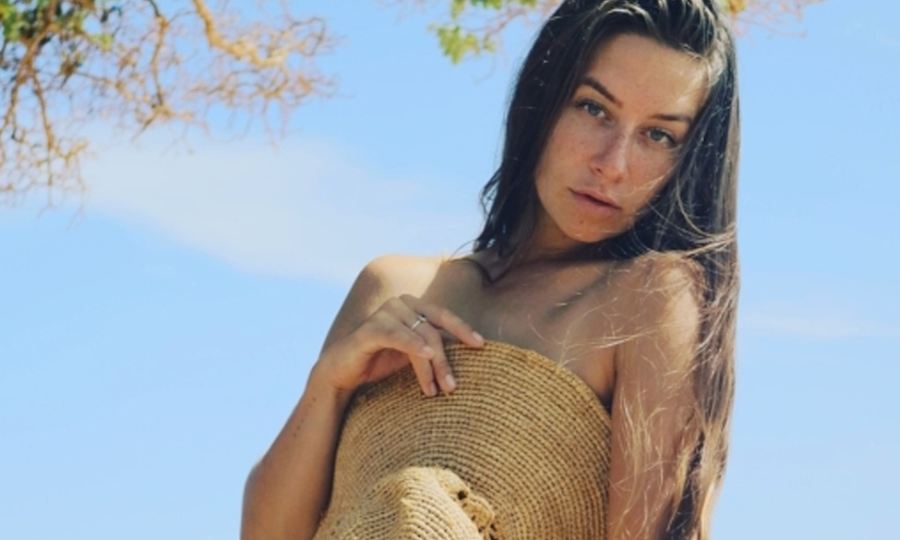 Cassidy Klein Inks Deal with Kendra Lust’s Society 15 Agency