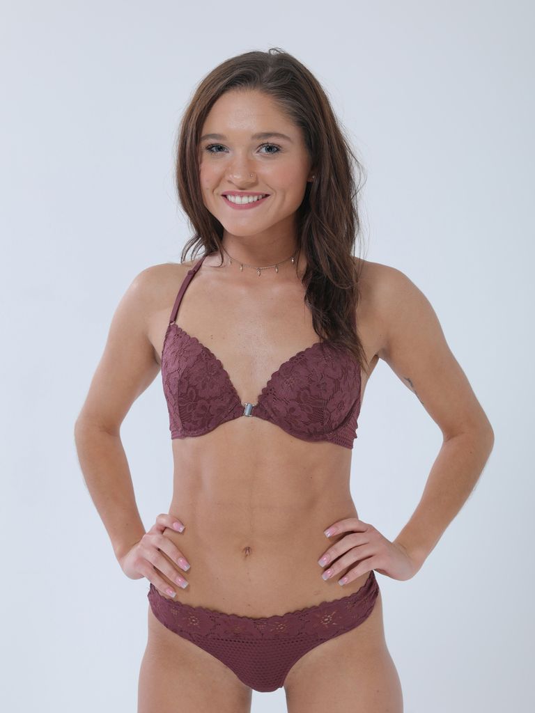 Zoe Bloom